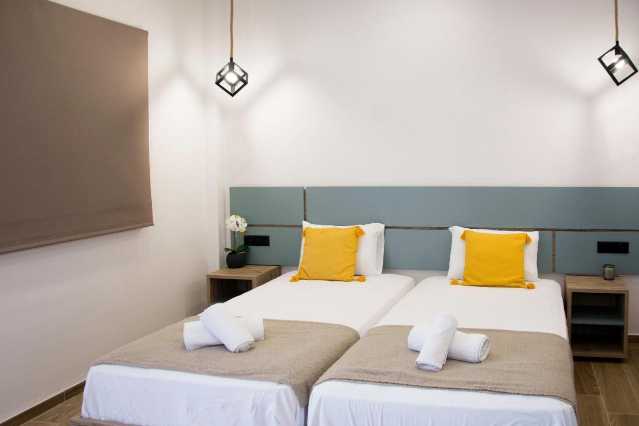 Big Max Guesthouse Kávos Екстериор снимка
